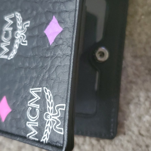 Mcm leather HOST PICK  diamond wallet dust cover warr…special lowered - Picture 2 of 14